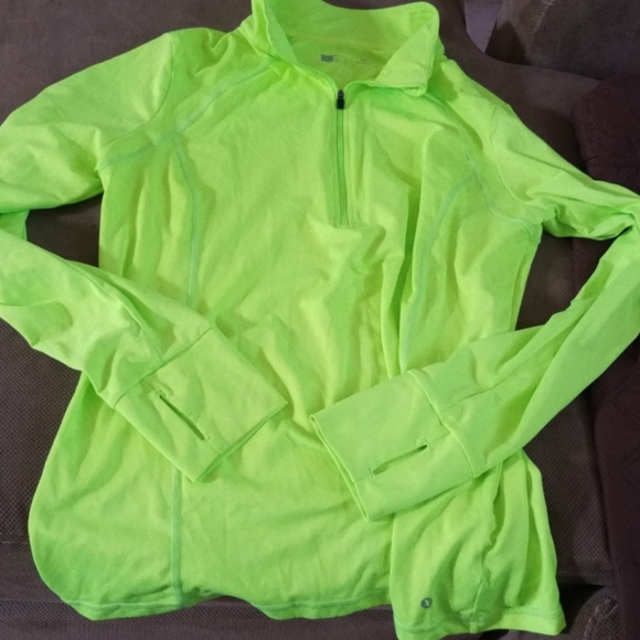 Pull over with zipper - Picture 3 of 5